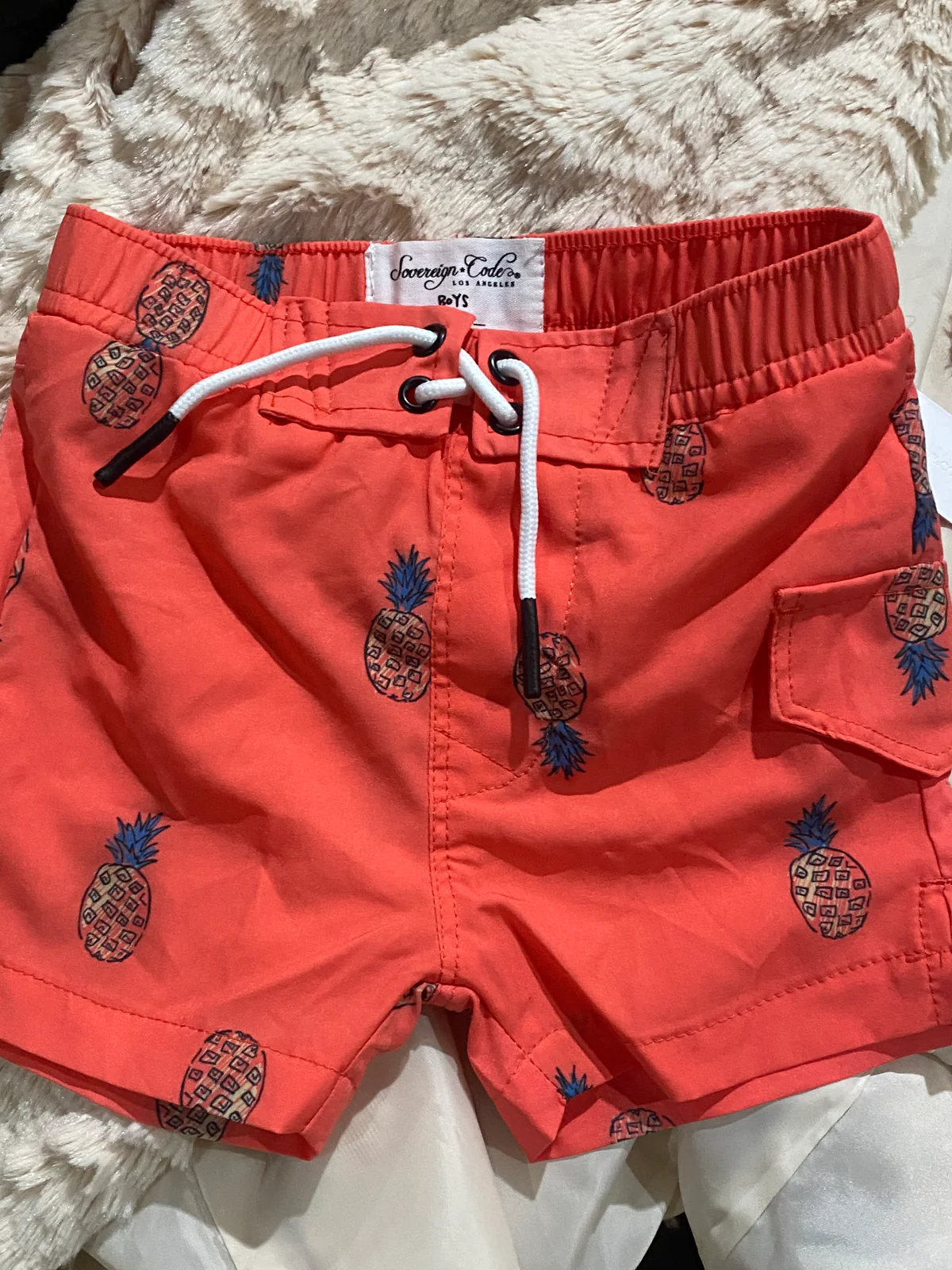 Luxury Clothing Wholesale Truckload - Image 5